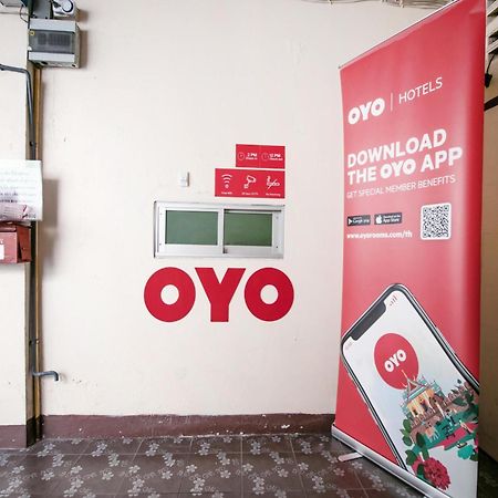 Oyo 525 Mrt Phetkasem 48-1 Place Bangkok Exterior photo